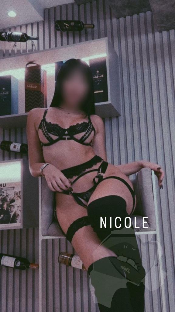 Nicole 2